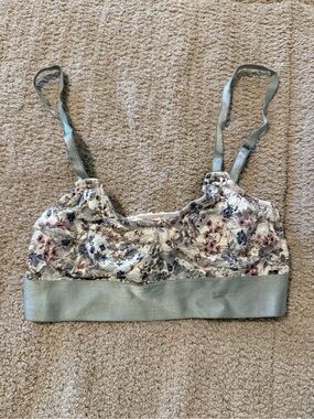 Nameless Floral Lace Bralette